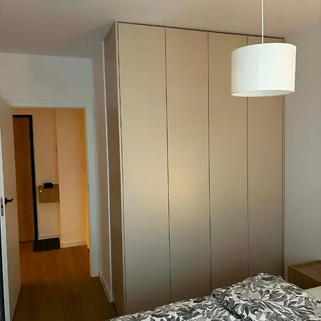 4 Os Ul Ciesielskiego شقة كراكوفيا